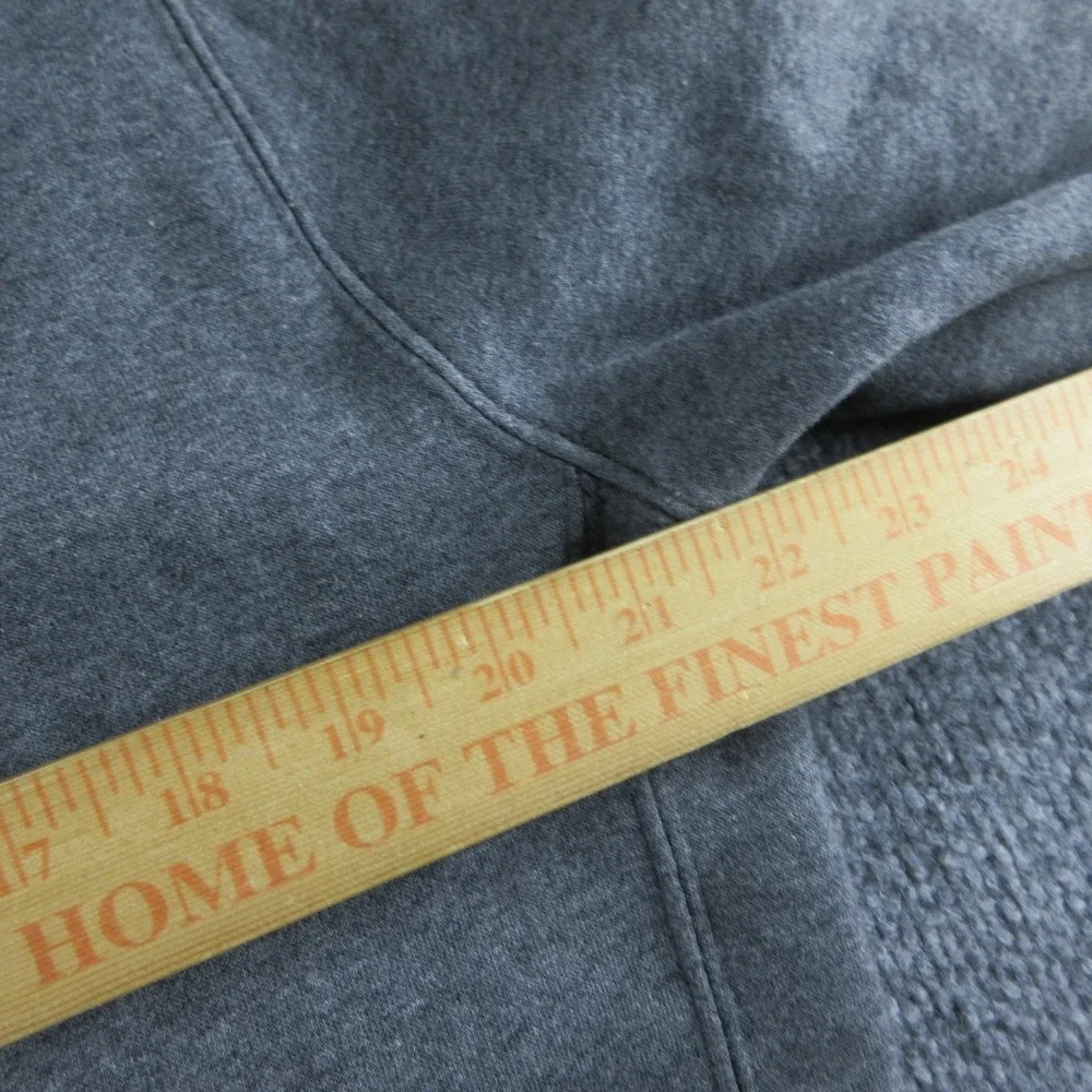 Nike Hoodie Mens Medium Gray Fleece Pullover Kangaroo Pocket Swoosh Sweatshirt